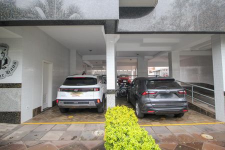 Garagem de apartamento à venda com 4 quartos, 240m² em Jardim Itu, Porto Alegre