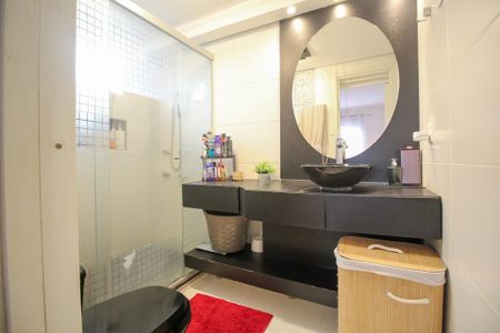 Banheiro da Suíte 1 de apartamento à venda com 4 quartos, 240m² em Jardim Itu, Porto Alegre