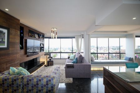 Apartamento à venda com 4 quartos, 240m² em Jardim Itu, Porto Alegre