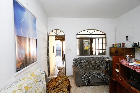 Casa para alugar com 3 quartos, 297m² em Salgado Filho, Belo Horizonte