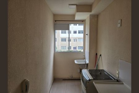 Cozinha e Área de Serviço de apartamento para alugar com 2 quartos, 46m² em Jardim Iv Centenario, Guarulhos