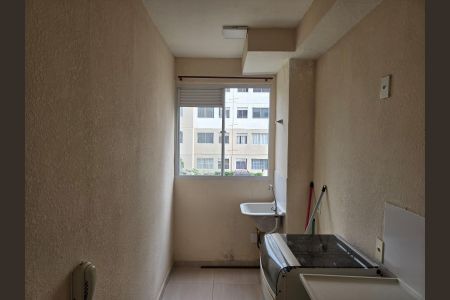 Apartamento para alugar com 46m², 2 quartos e 1 vaga Apartamento para alugar com 46m², 2 quartos e 1 vagaCozinha e Área de Serviço