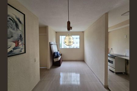Sala  de apartamento para alugar com 2 quartos, 46m² em Jardim Iv Centenario, Guarulhos