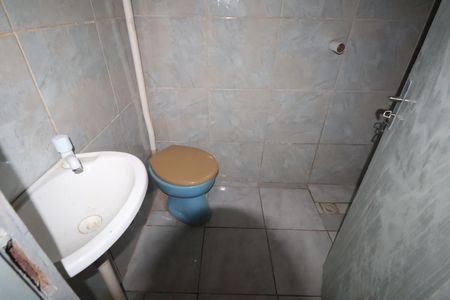 Banheiro de casa para alugar com 2 quartos, 50m² em Harmonia, Canoas