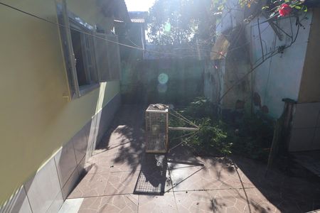 Casa para alugar com 50m², 2 quartos e sem vagaÁrea externa