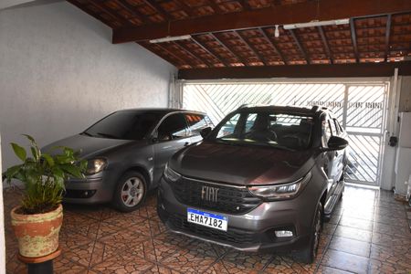 Casa para alugar com 136m², 3 quartos e 2 vagas
