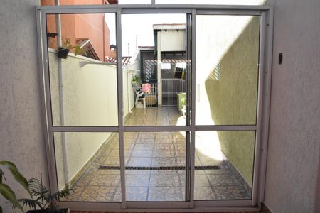 Casa para alugar com 136m², 3 quartos e 2 vagas