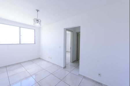Apartamento para alugar com 42m², 2 quartos e 1 vaga Apartamento para alugar com 42m², 2 quartos e 1 vagaSala