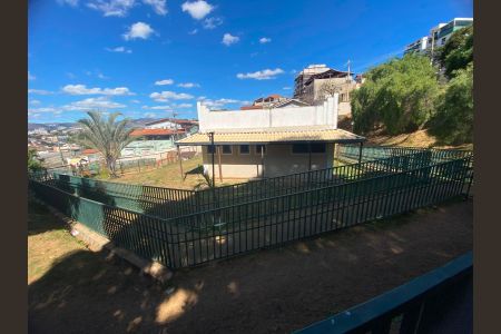 Apartamento para alugar com 42m², 2 quartos e 1 vaga Apartamento para alugar com 42m², 2 quartos e 1 vagaÁrea comum - Churrasqueira