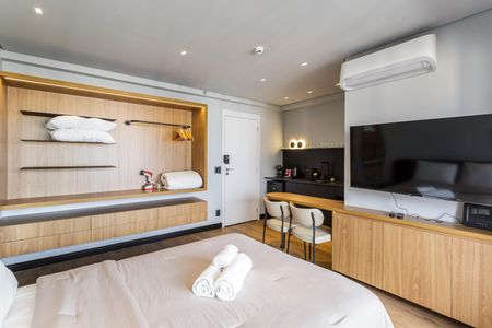 Studio de kitnet/studio para alugar com 1 quarto, 32m² em Indianópolis, São Paulo