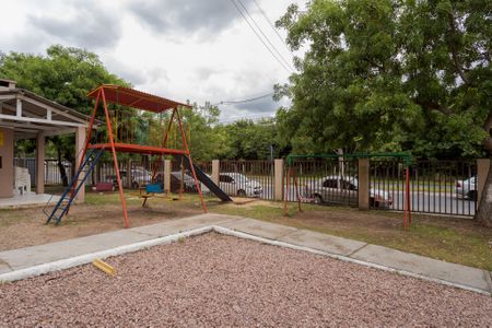 Apartamento à venda com 42m², 2 quartos e 1 vaga Apartamento à venda com 42m², 2 quartos e 1 vagaÁrea comum - Playground