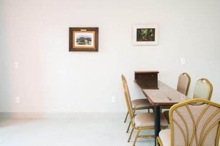 Sala de apartamento para alugar com 1 quarto, 37m² em Posse, Nova Iguaçu