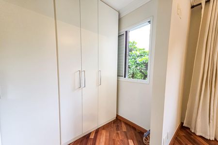 Apartamento à venda com 69m², 2 quartos e 2 vagas Apartamento à venda com 69m², 2 quartos e 2 vagasCloset da suíte