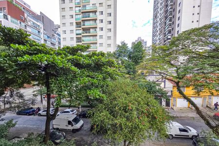 Apartamento à venda com 69m², 2 quartos e 2 vagas Apartamento à venda com 69m², 2 quartos e 2 vagasVista da suíte