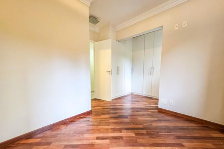 Apartamento à venda com 69m², 2 quartos e 2 vagas Apartamento à venda com 69m², 2 quartos e 2 vagasSuíte