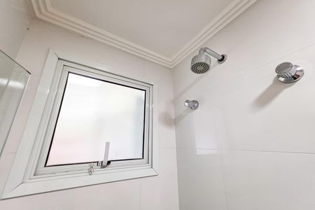 Apartamento à venda com 69m², 2 quartos e 2 vagas Apartamento à venda com 69m², 2 quartos e 2 vagasBanheiro social