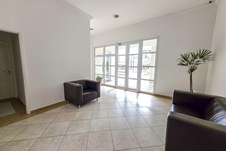 Apartamento à venda com 69m², 2 quartos e 2 vagas Apartamento à venda com 69m², 2 quartos e 2 vagasHall social