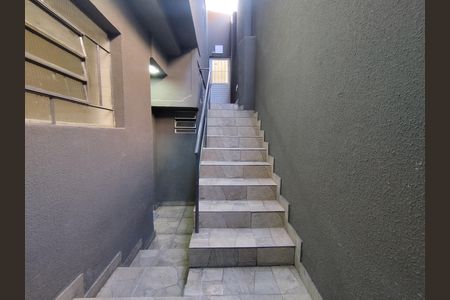 Entrada  de casa para alugar com 1 quarto, 54m² em Vila Brasilio Machado, São Paulo