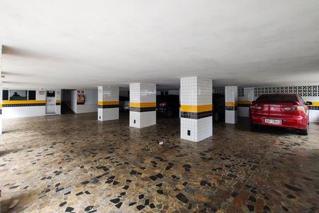 Apartamento para alugar com 45m², 1 quarto e 1 vaga Apartamento para alugar com 45m², 1 quarto e 1 vagaGaragem