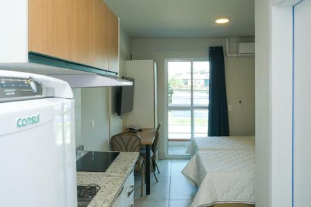 Apartamento para alugar com 1 quarto, 18m² em Posse, Nova Iguaçu
