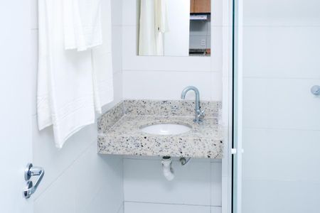 Banheiro de apartamento para alugar com 1 quarto, 18m² em Posse, Nova Iguaçu