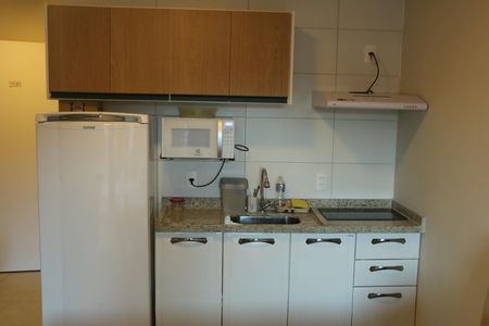 Cozinha de kitnet/studio para alugar com 1 quarto, 22m² em Posse, Nova Iguaçu