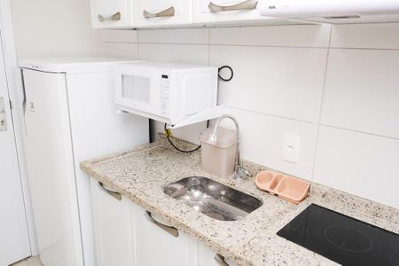 Apartamento para alugar com 1 quarto, 18m² em Posse, Nova Iguaçu