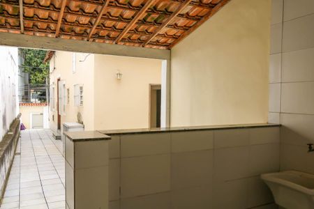 Casa para alugar com 90m², 1 quarto e 2 vagas Casa para alugar com 90m², 1 quarto e 2 vagasÁrea de Serviço