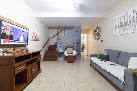 Sala de casa à venda com 2 quartos, 106m² em Vila Moinho Velho, São Paulo