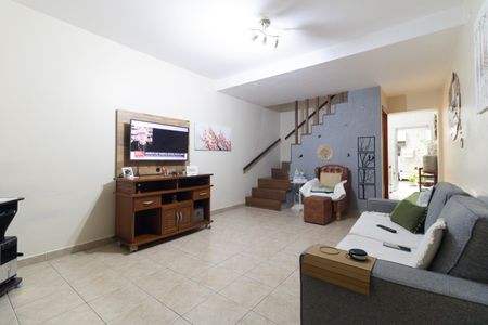 Casa à venda com 2 quartos, 106m² em Vila Moinho Velho, São Paulo