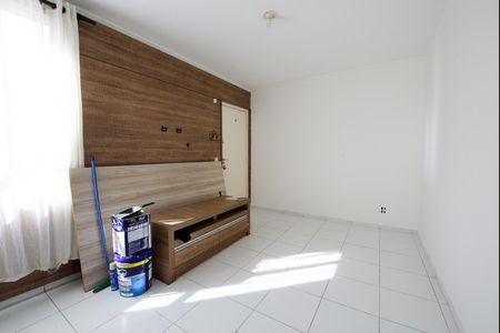 Apartamento para alugar com 45m², 2 quartos e 1 vaga Apartamento para alugar com 45m², 2 quartos e 1 vagaSala