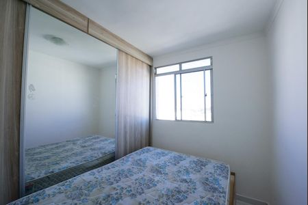Quarto 2 de apartamento para alugar com 2 quartos, 45m² em Camargos, Belo Horizonte