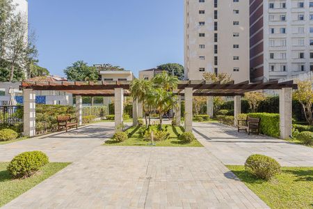 Jardim de apartamento para alugar com 4 quartos, 258m² em Sumaré, São Paulo