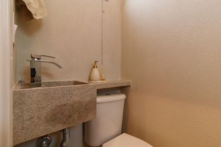 Lavabo de casa de condomínio à venda com 2 quartos, 89m² em Vila Paiva, São Paulo