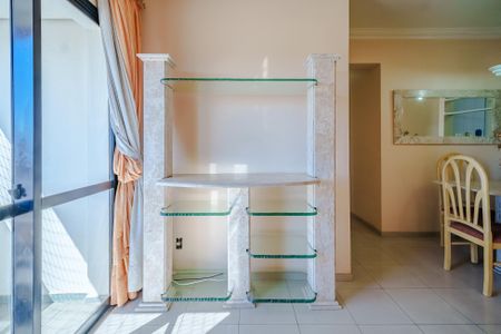 Sala de apartamento à venda com 3 quartos, 68m² em Butantã, São Paulo