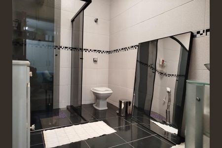 Casa para alugar com 160m², 3 quartos e 3 vagas Casa para alugar com 160m², 3 quartos e 3 vagasBanheiro 1 - suíte