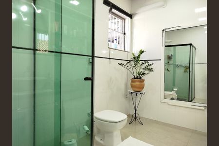 Casa para alugar com 160m², 3 quartos e 3 vagas Casa para alugar com 160m², 3 quartos e 3 vagasBanheiro 2