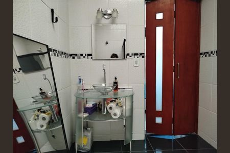 Casa para alugar com 160m², 3 quartos e 3 vagas Casa para alugar com 160m², 3 quartos e 3 vagasBanheiro 1 - suíte