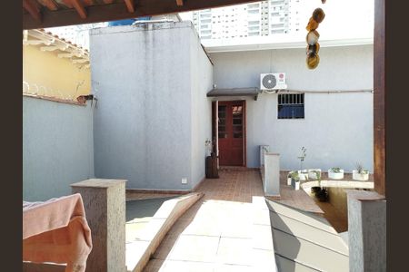 Casa para alugar com 160m², 3 quartos e 3 vagas Casa para alugar com 160m², 3 quartos e 3 vagasQuintal