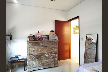 Casa para alugar com 160m², 3 quartos e 3 vagas Casa para alugar com 160m², 3 quartos e 3 vagasQuarto 1