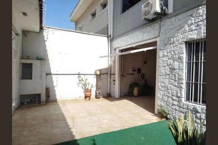 Garagem de casa para alugar com 3 quartos, 160m² em Tatuapé, São Paulo