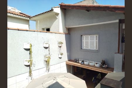Casa para alugar com 160m², 3 quartos e 3 vagas Casa para alugar com 160m², 3 quartos e 3 vagasVista do quintal