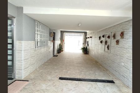 Casa para alugar com 160m², 3 quartos e 3 vagas Casa para alugar com 160m², 3 quartos e 3 vagasGaragem