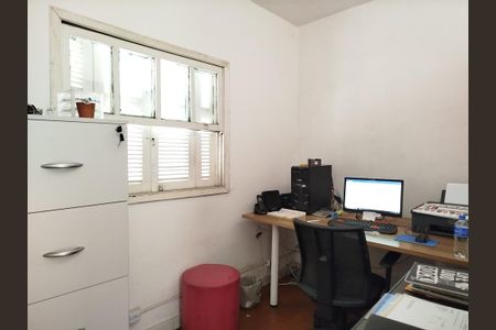 Casa para alugar com 160m², 3 quartos e 3 vagas Casa para alugar com 160m², 3 quartos e 3 vagasHome office