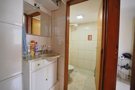 Banheiro de apartamento para alugar com 2 quartos, 55m² em Conjunto Habitacional Padre Manoel de Paiva, São Paulo