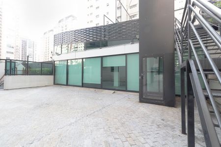 Apartamento à venda com 208m², 4 quartos e 4 vagas Apartamento à venda com 208m², 4 quartos e 4 vagasAcessibilidade Quadra