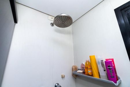 Apartamento à venda com 208m², 4 quartos e 4 vagas Apartamento à venda com 208m², 4 quartos e 4 vagasBanheiro da Suíte 1