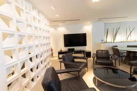 Apartamento à venda com 208m², 4 quartos e 4 vagas Apartamento à venda com 208m², 4 quartos e 4 vagasÁrea comum - Salão de festas