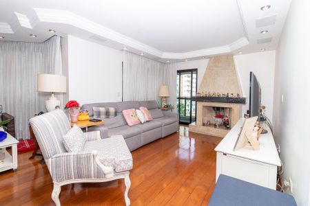 Apartamento à venda com 208m², 4 quartos e 4 vagas Apartamento à venda com 208m², 4 quartos e 4 vagasSala