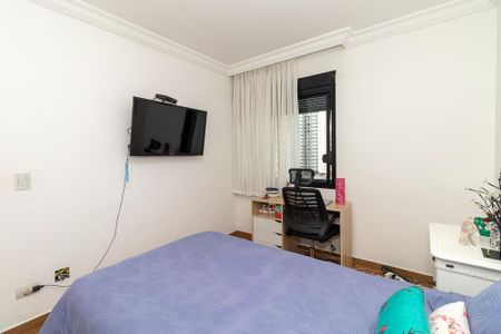 Apartamento à venda com 208m², 4 quartos e 4 vagas Apartamento à venda com 208m², 4 quartos e 4 vagasSuíte 1